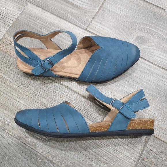 EARTH ORIGINS Palomo Peyton Moroccon Blue Leather Strappy Sandals, 9W, Nwot - Picture 1 of 11